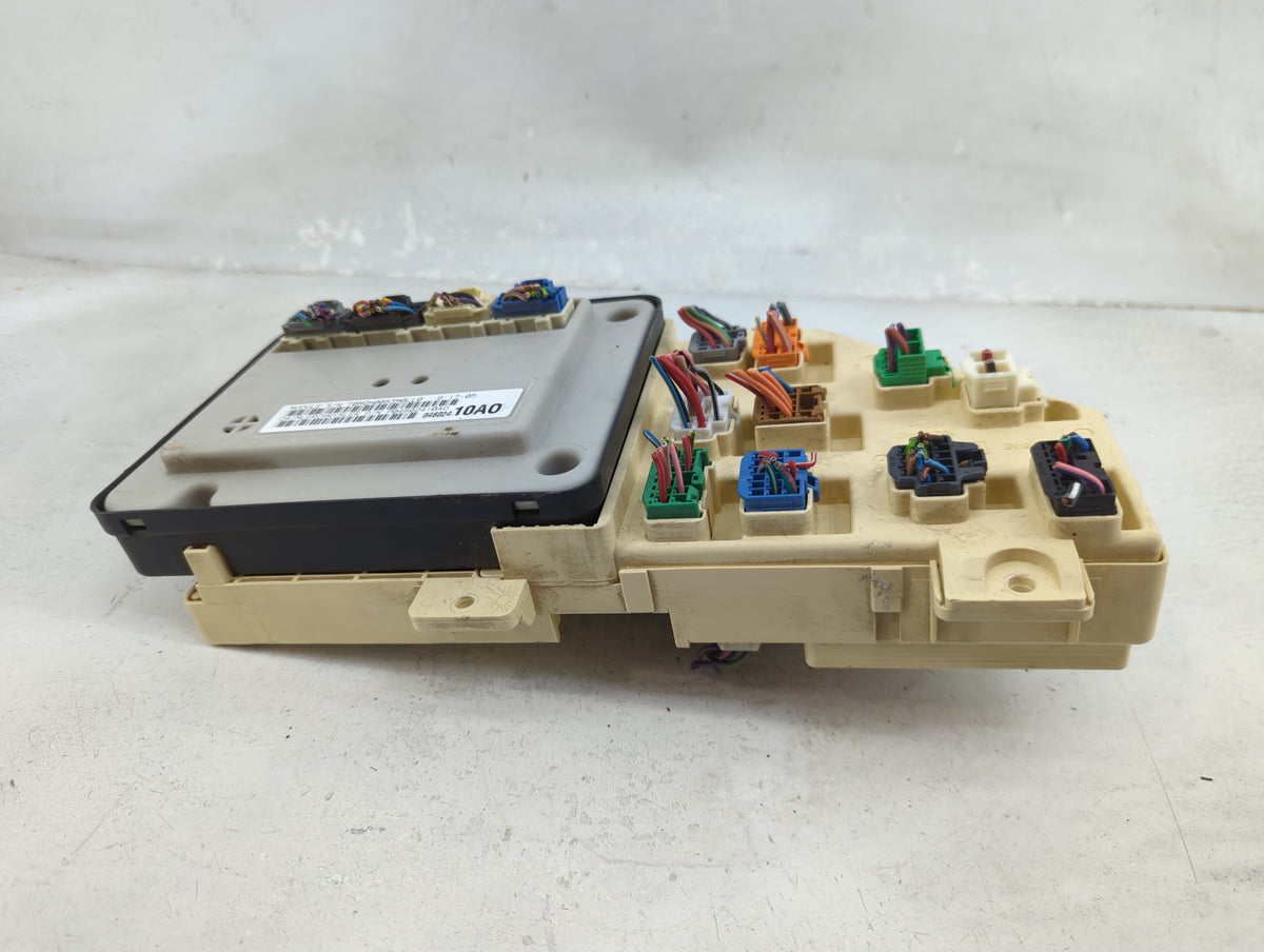 2003-2004 Chrysler 300m Body Control Module Bcm Inner Cabin Fuse Box - Oemusedautoparts1.com