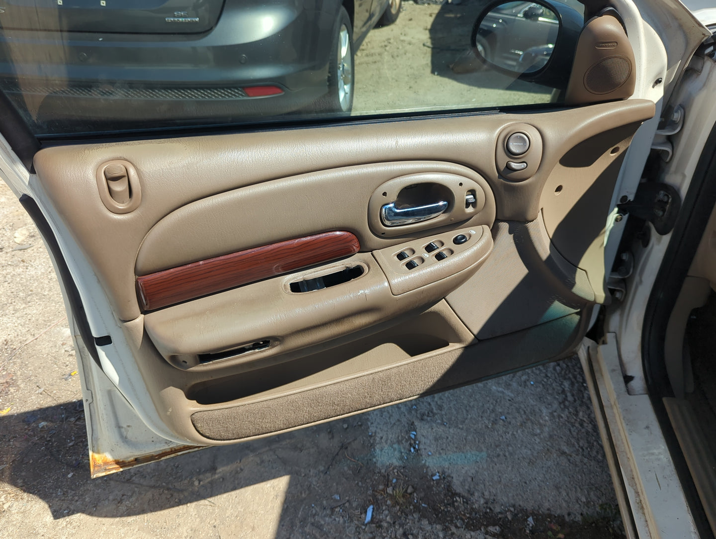 2003 Chrysler 300m Front Left Driver Interior Door Panel Trim - Oemusedautoparts1.com