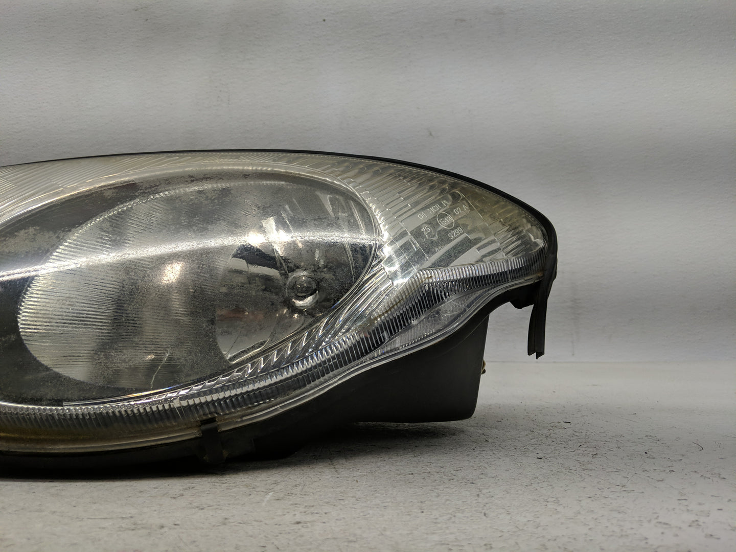 1999-2004 Chrysler 300m Driver Left Oem Head Light Headlight Lamp - Oemusedautoparts1.com