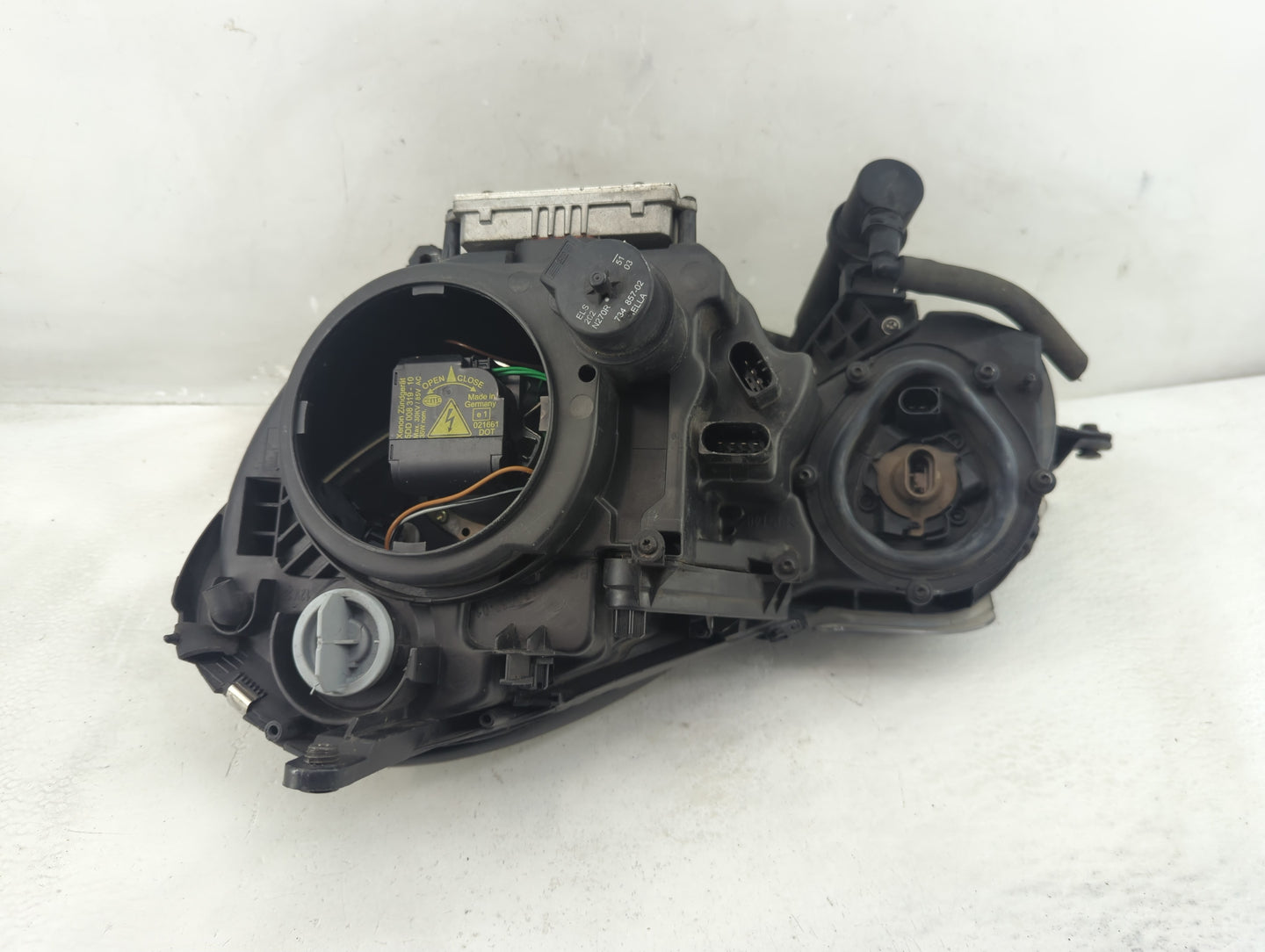 Chrysler E Class Passenger Right Oem Head Light Headlight Lamp - Oemusedautoparts1.com