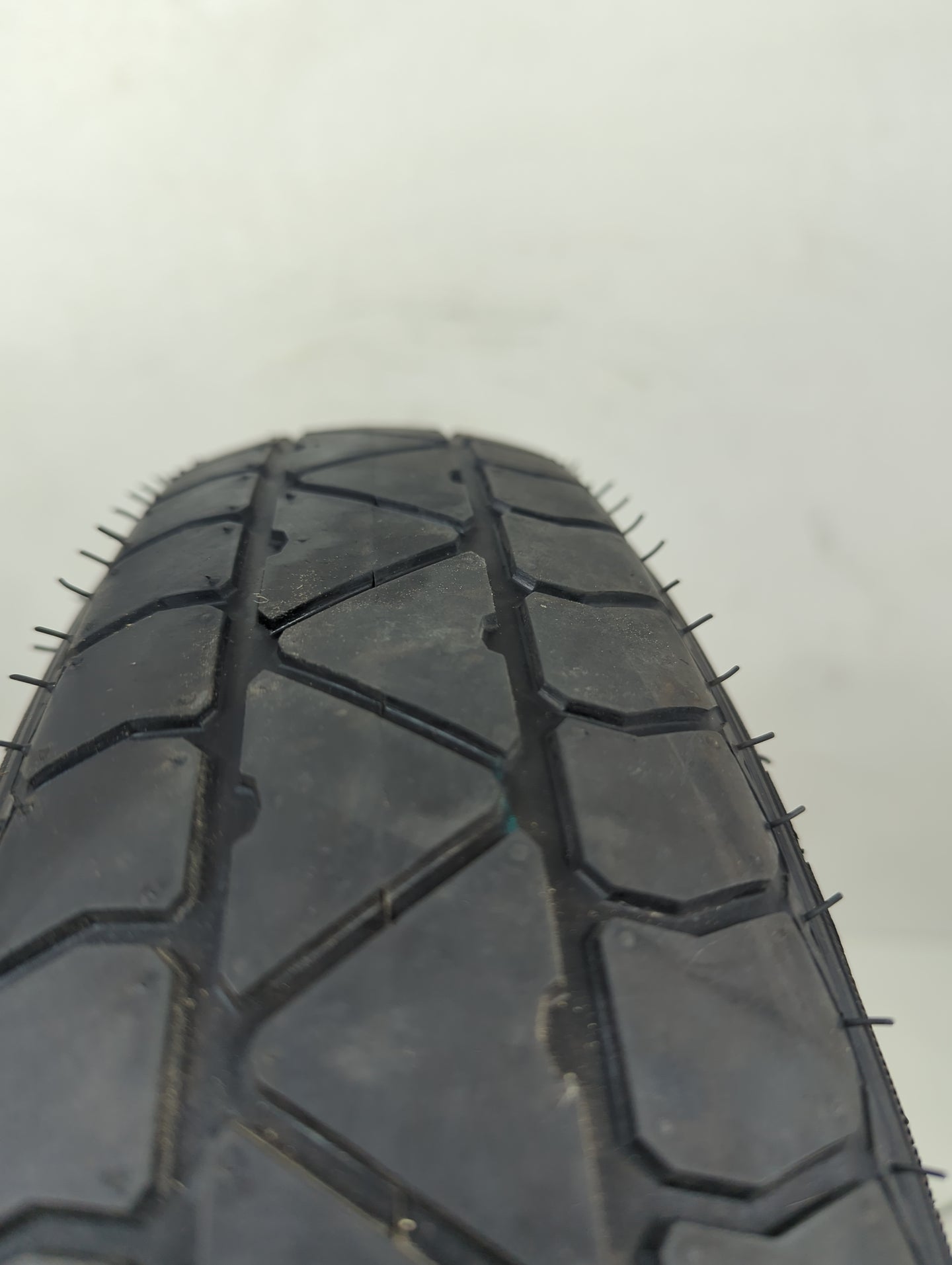 2003 Chrysler Neon Spare Donut Tire Wheel Rim Oem - Oemusedautoparts1.com