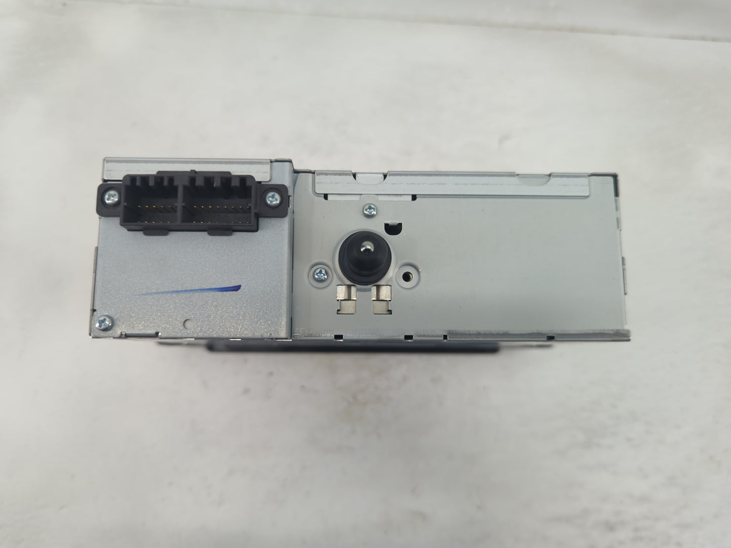 2004-2008 Chrysler Pacifica Information Display Screen - Oemusedautoparts1.com