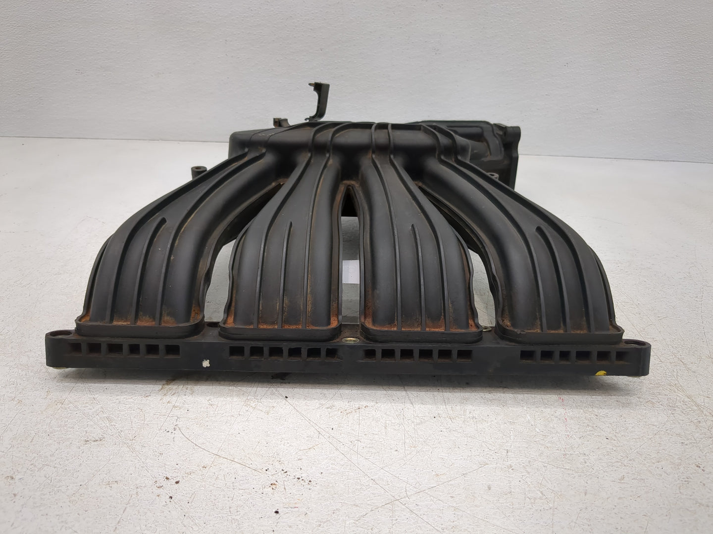 2003-2004 Chrysler Pt Cruiser Air Intake Manifold P/N:04884437AA Fits Fits 2003 2004 OEM Used Auto Parts - Oemusedautoparts1