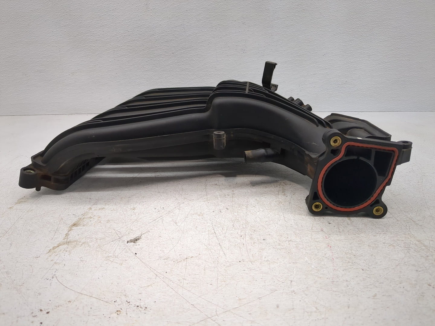 2003-2004 Chrysler Pt Cruiser Air Intake Manifold P/N:04884437AA Fits Fits 2003 2004 OEM Used Auto Parts - Oemusedautoparts1