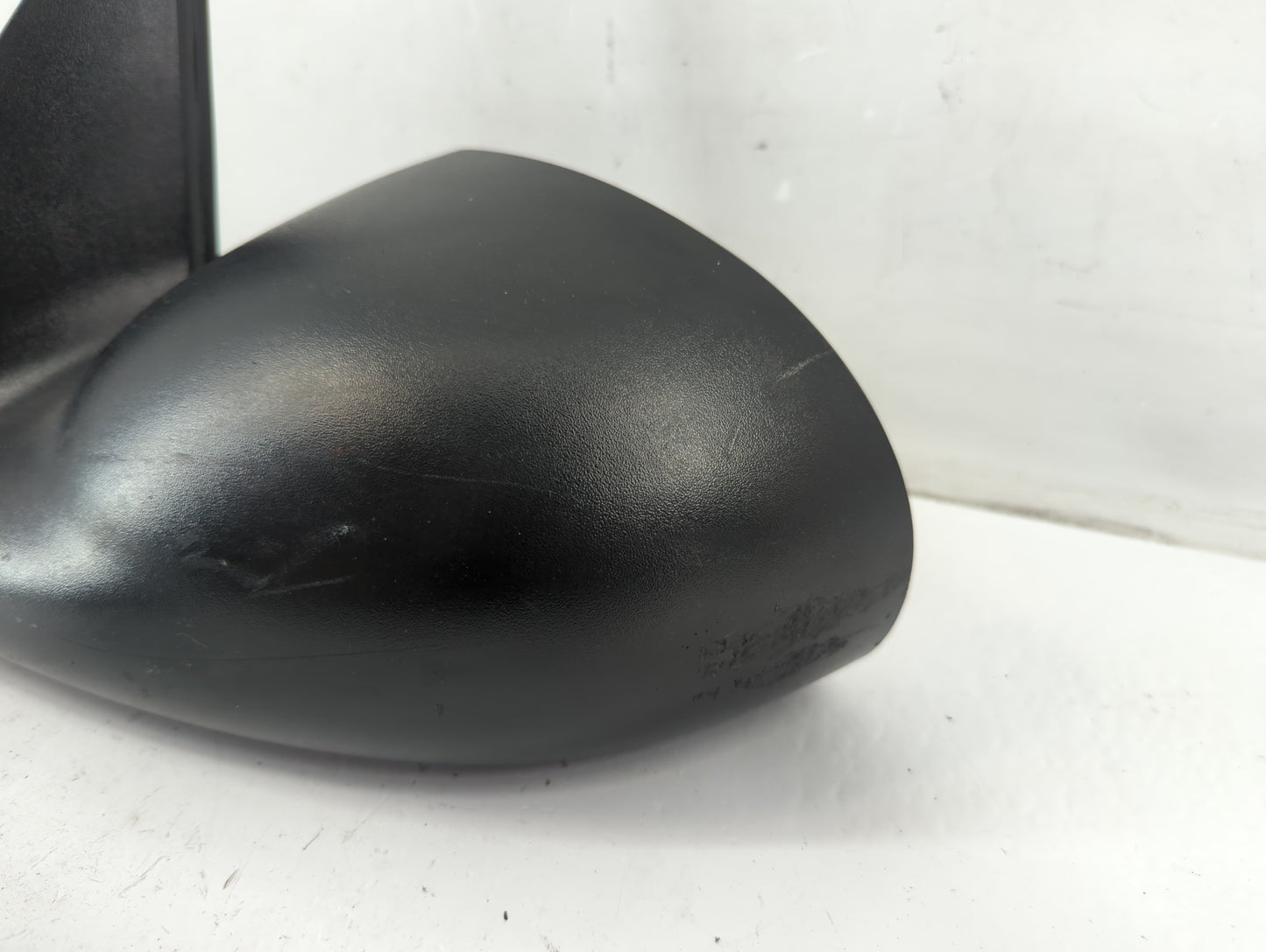 2001-2004 Chrysler Pt Cruiser Driver Side View Mirror - Left Door Mirror OEM Used - Oemusedautoparts1.com