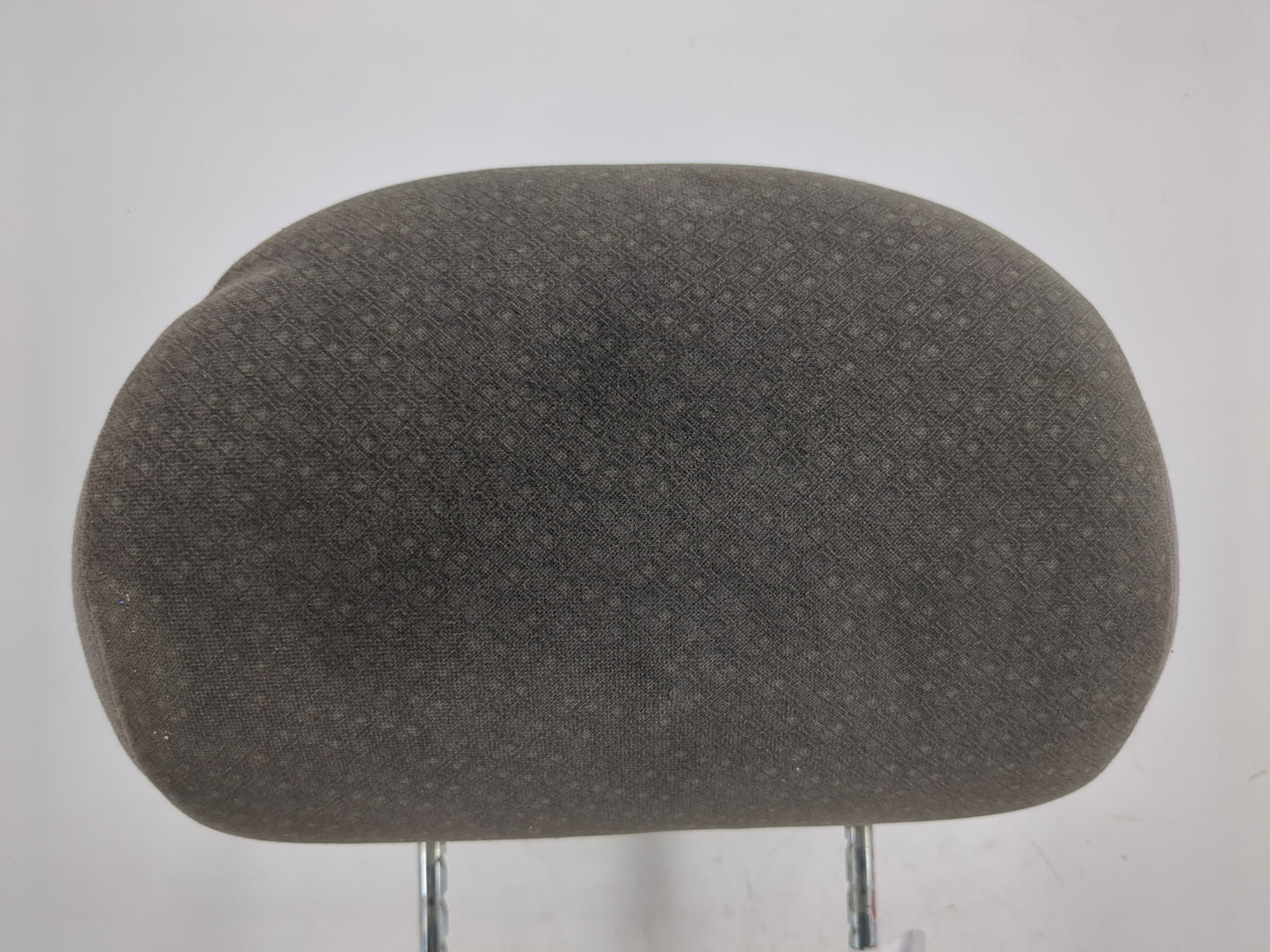 2003-2005 Chrysler Pt Cruiser Headrest Head Rest Front Driver Passenger Seat Fits Fits 2003 2004 2005 OEM Used Auto Parts - 