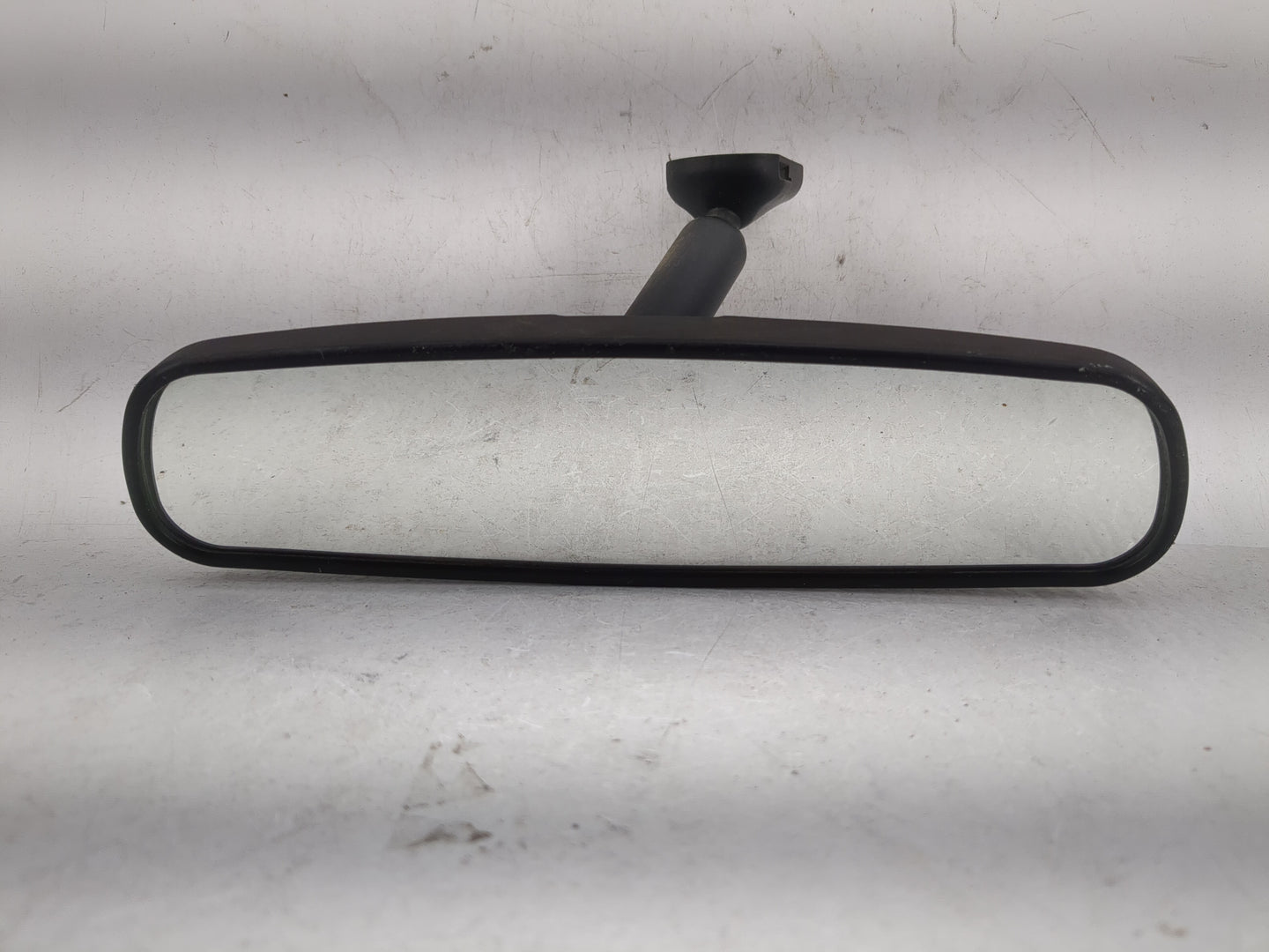 2001-2010 Chrysler Pt Cruiser Interior Rear View Mirror Replacement OEM P/N:E8011681 Fits OEM Used Auto Parts - Oemusedautop