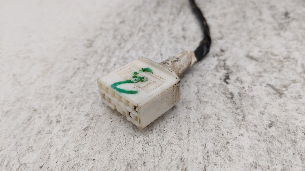 2003 Chrysler Pt Cruiser Side Mirror Replacement Passenger Right View Door Mirror Fits OEM Used Auto Parts - Oemusedautopart