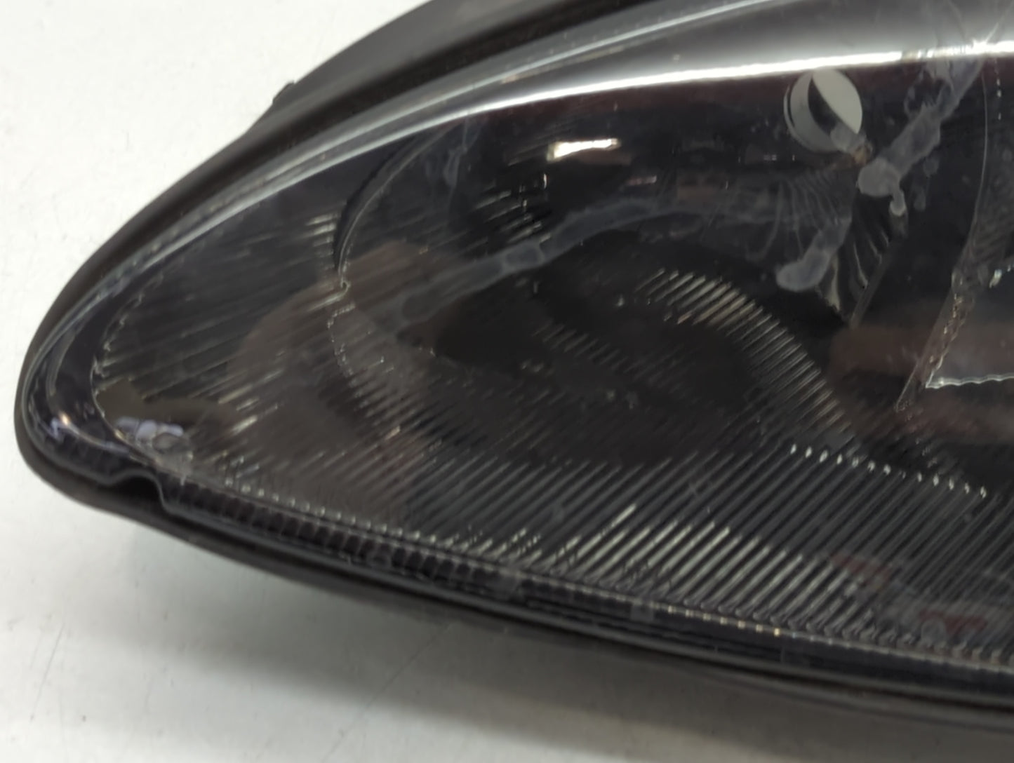 2001-2005 Chrysler Pt Cruiser Driver Left Oem Head Light Headlight Lamp - Oemusedautoparts1.com