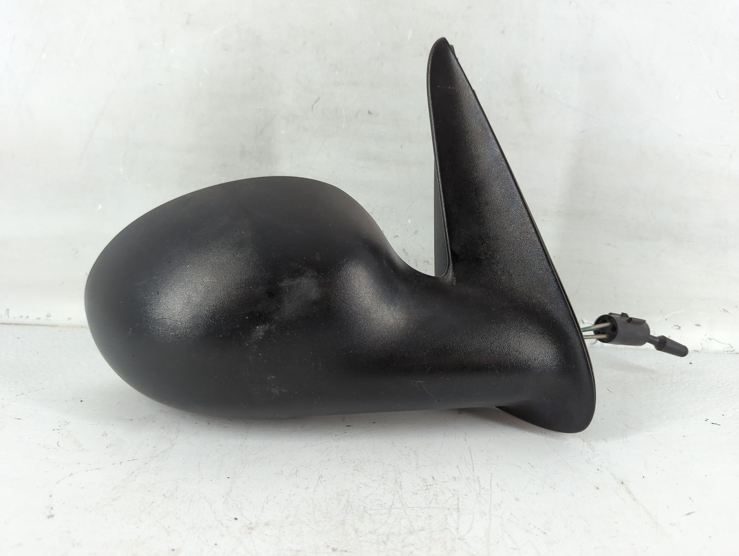 2007-2008 Chrysler Pt Cruiser Driver Side View Mirror - Left Door Mirror OEM Used - Oemusedautoparts1.com