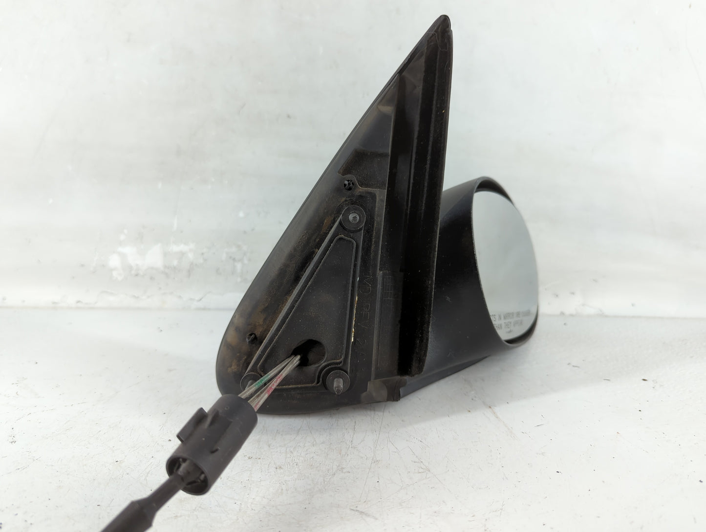 2007-2008 Chrysler Pt Cruiser Driver Side View Mirror - Left Door Mirror OEM Used - Oemusedautoparts1.com