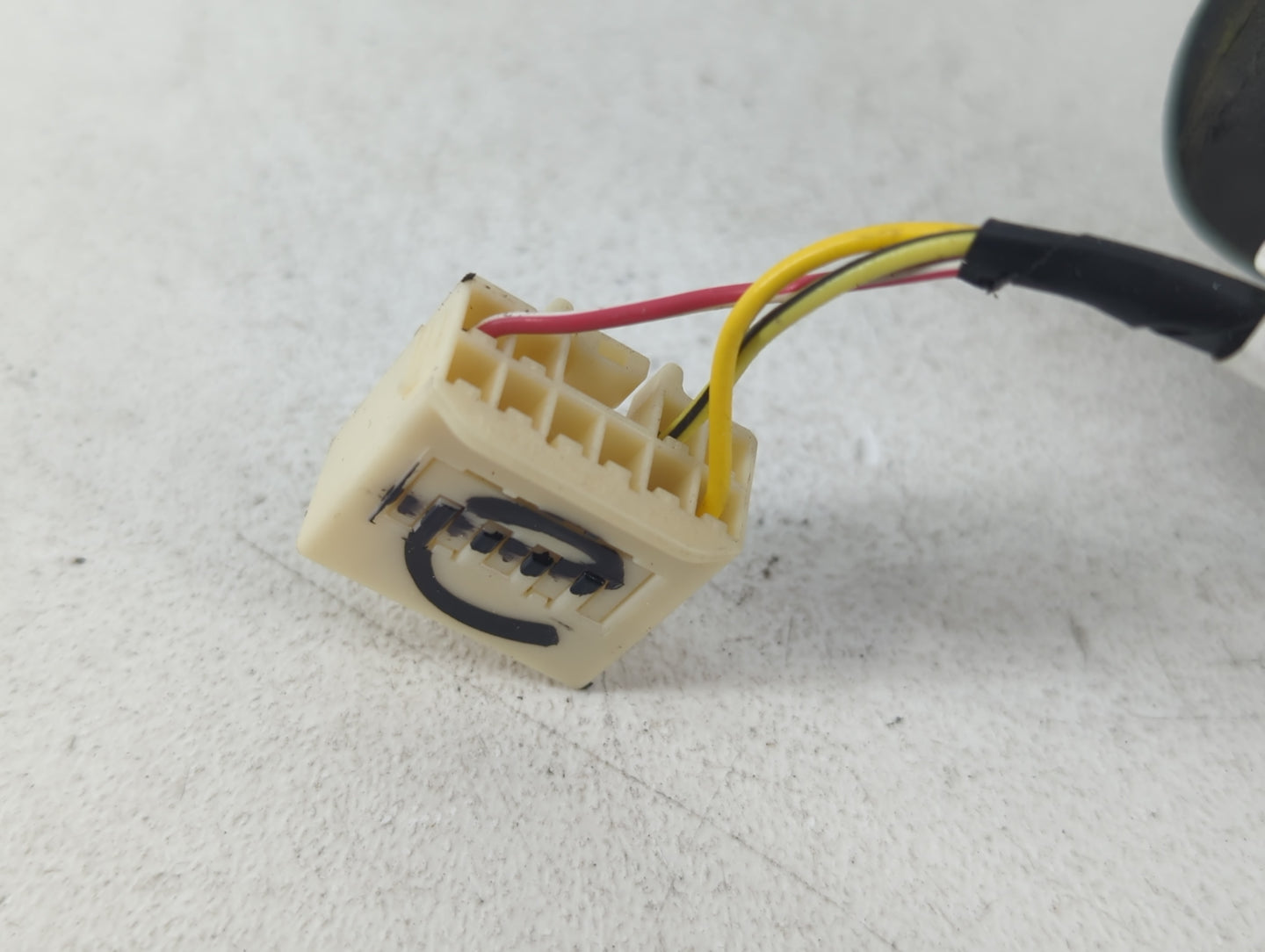 2003 Chrysler Pt Cruiser Passenger Side View Mirror - Right Door Mirror OEM Used - Oemusedautoparts1.com