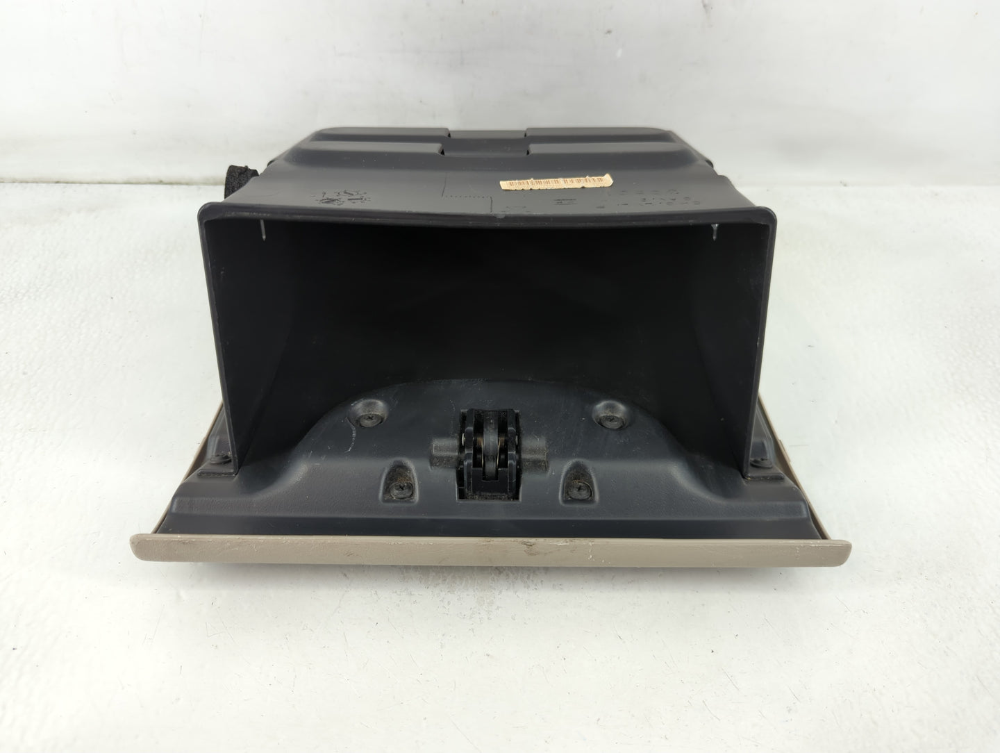 2003 Chrysler Pt Cruiser Passenger Glove Box Door Storage Compartment - Oemusedautoparts1.com