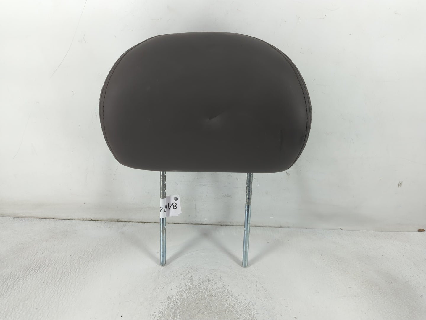 2003-2005 Chrysler Pt Cruiser Headrest Head Rest Front Driver Passenger Seat Fits Fits 2003 2004 2005 OEM Used Auto Parts - 
