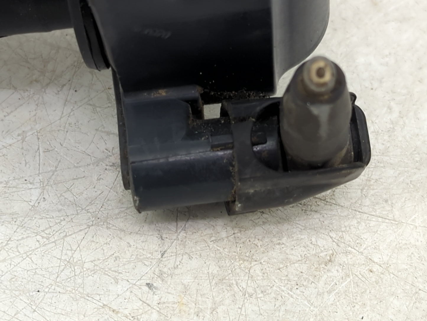 2001-2005 Chrysler Sebring Ignition Coil Igniter Pack 1450703 - Oemusedautoparts1.com