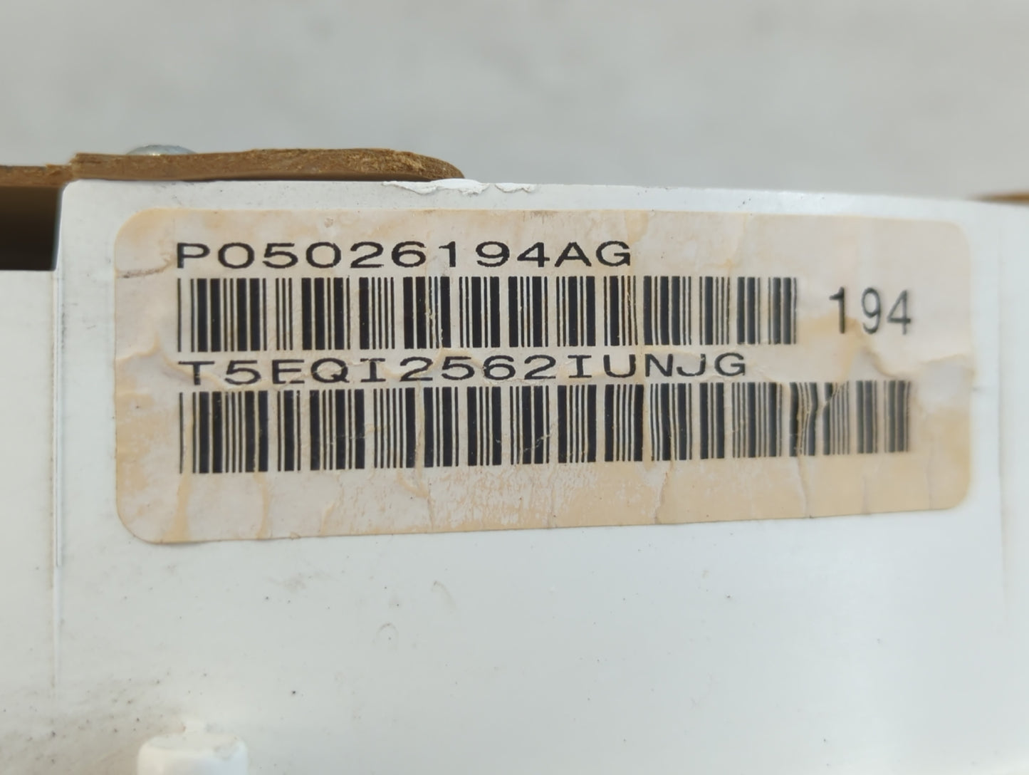 2003 Chrysler Sebring Instrument Cluster Speedometer Gauges P/N:P05026194AG Fits OEM Used Auto Parts - Oemusedautoparts1.com