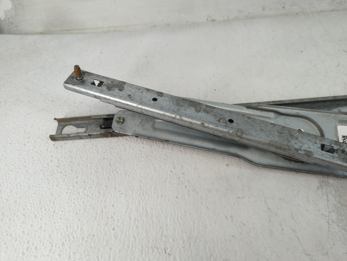 2001-2005 Chrysler Sebring Passenger Front Right Power Window Motor - Oemusedautoparts1.com