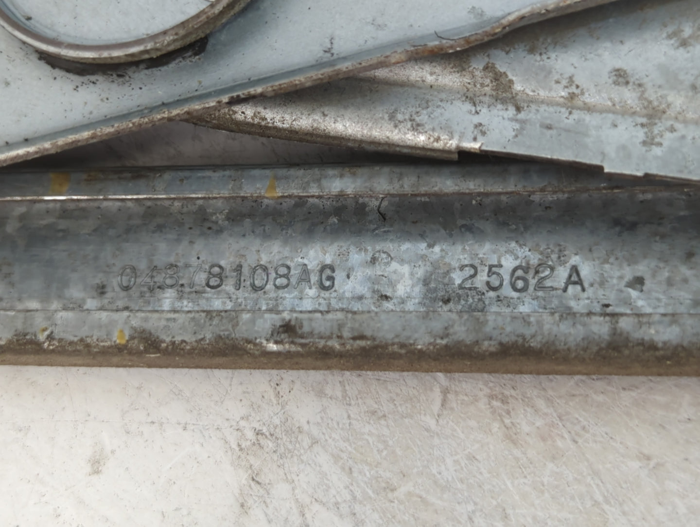 2001-2005 Chrysler Sebring Passenger Front Right Power Window Motor - Oemusedautoparts1.com