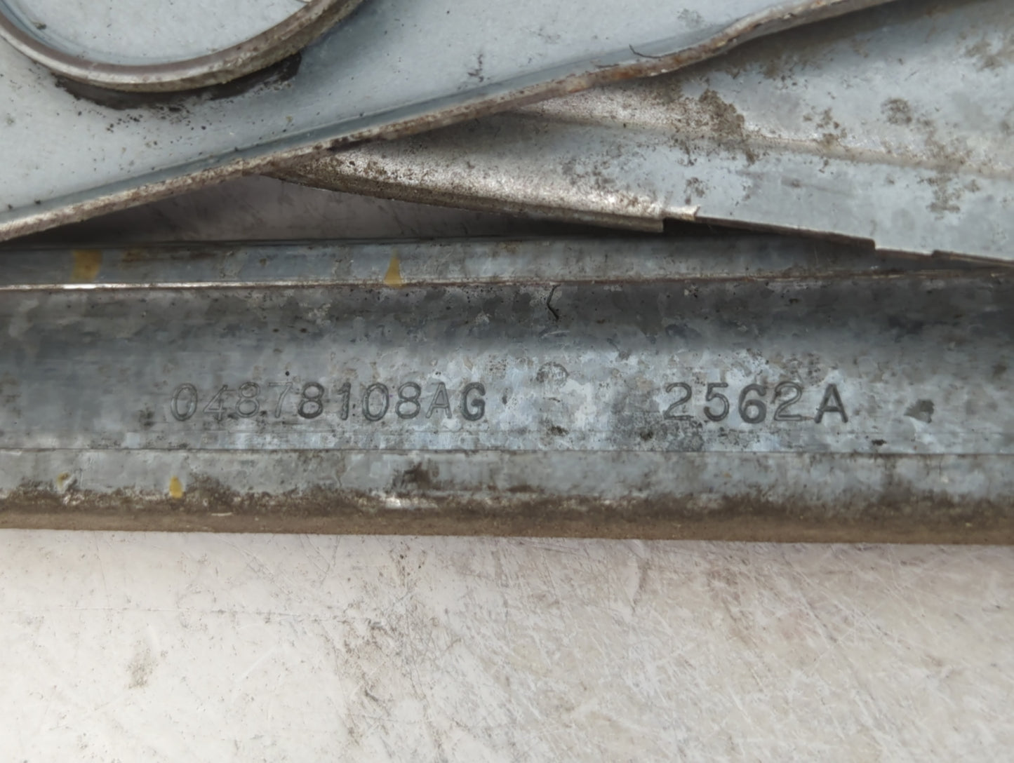 2001-2005 Chrysler Sebring Passenger Front Right Power Window Motor - Oemusedautoparts1.com