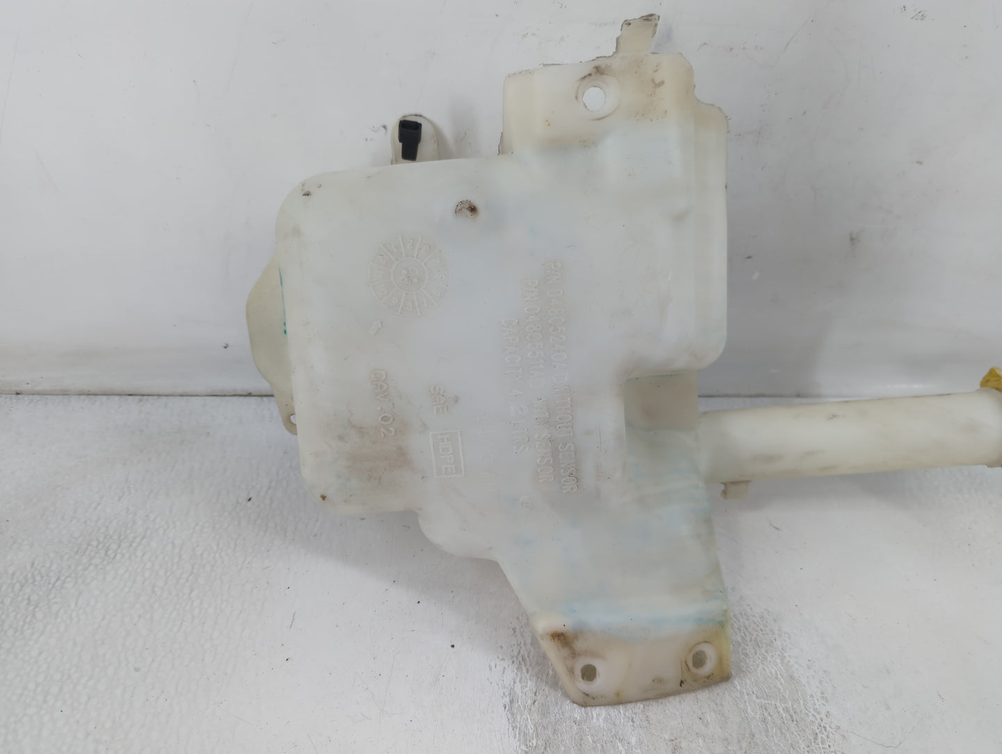 2000-2005 Chrysler Sebring Windshield Washer Fluid Reservoir Bottle Oem - Oemusedautoparts1.com