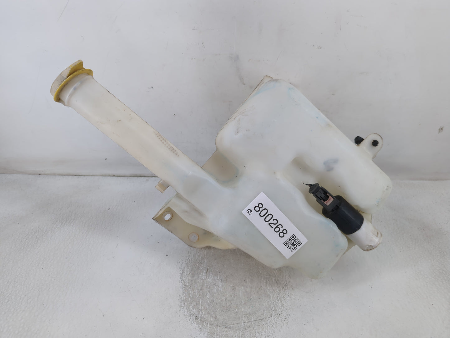 2000-2005 Chrysler Sebring Windshield Washer Fluid Reservoir Bottle Oem - Oemusedautoparts1.com