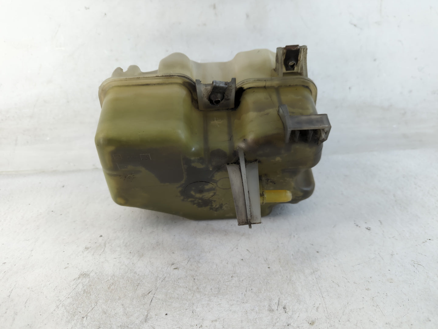 2001 Chrysler Sebring Radiator Coolant Overflow Expansion Tank Bottle 800269 - Oemusedautoparts1.com