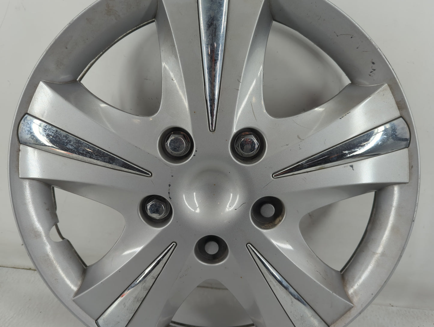 2003 Chrysler Sebring Center Cap Oem - Oemusedautoparts1.com