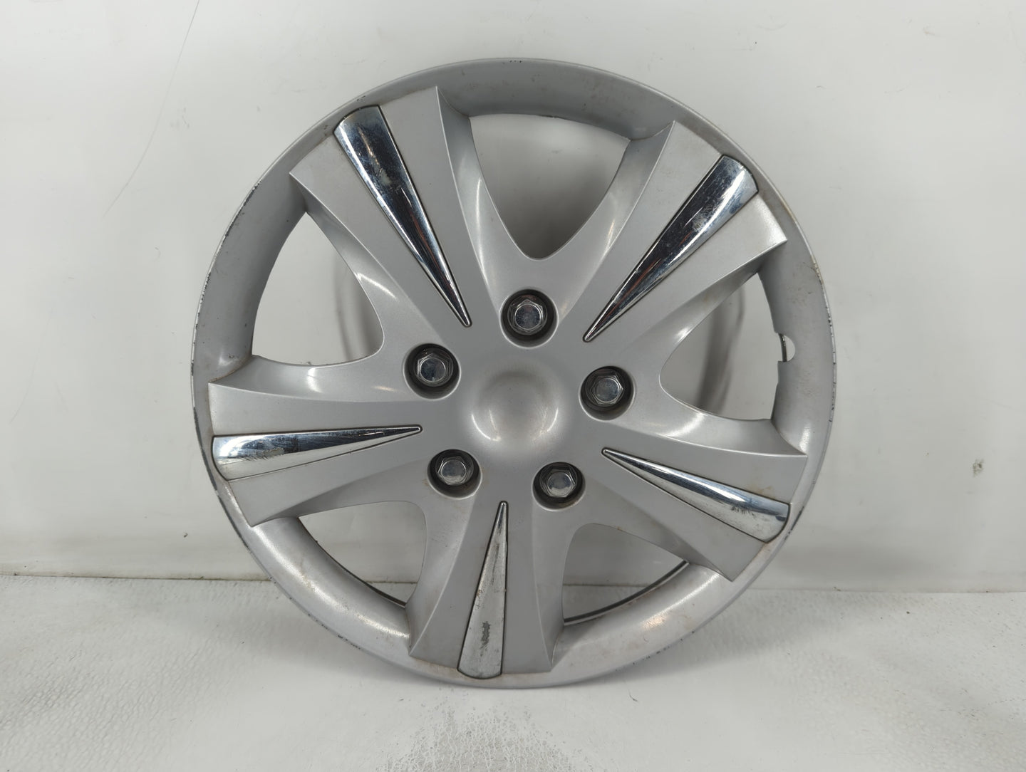 2003 Chrysler Sebring Hubcap Wheel Cover - Oemusedautoparts1.com