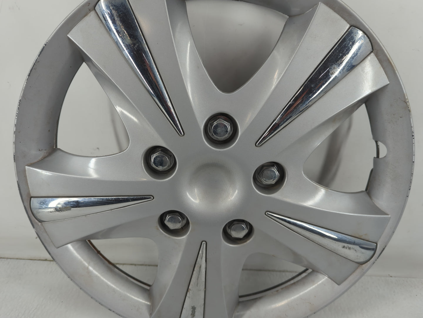 2003 Chrysler Sebring Hubcap Wheel Cover - Oemusedautoparts1.com