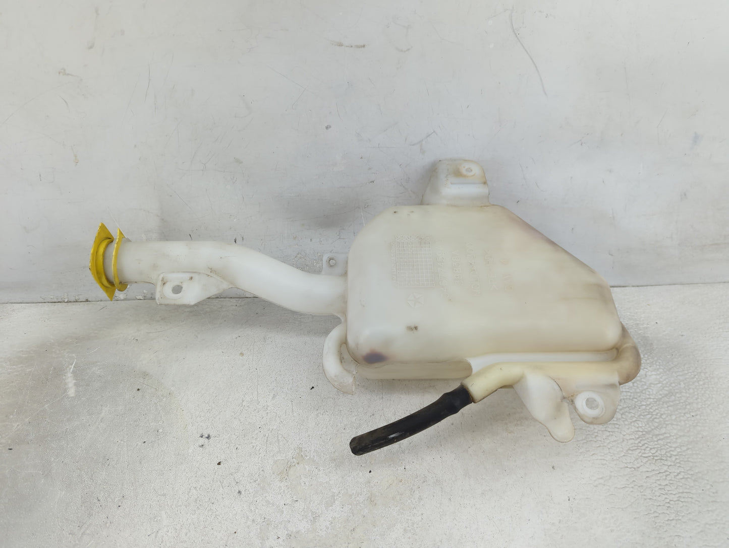 2001 Town & Country Windshield Washer Fluid Reservoir Bottle Oem - Oemusedautoparts1.com