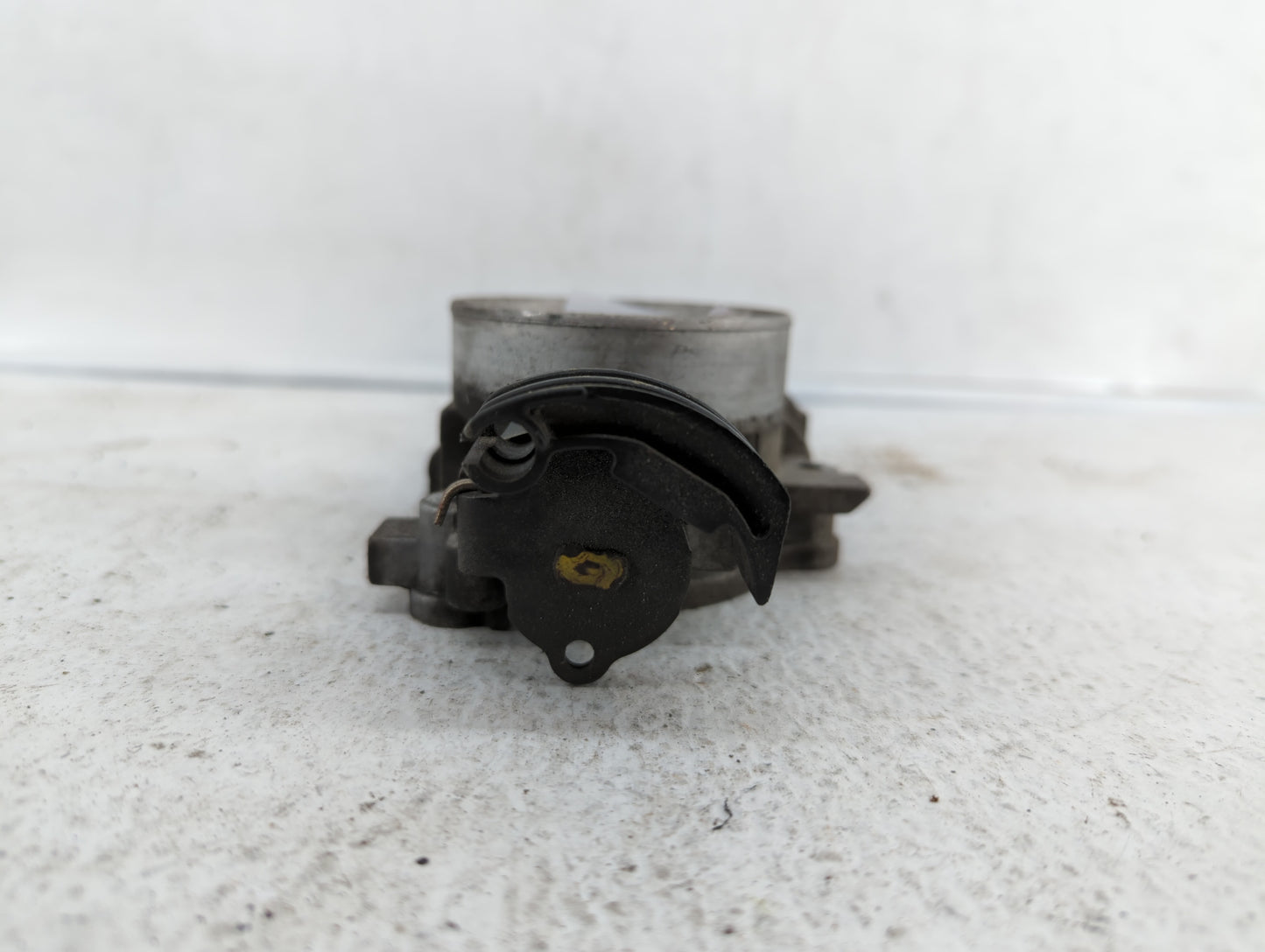 2003 Chrysler Town & Country Throttle Body P/N:11200006AB Fits Fits 2016 2017 OEM Used Auto Parts - Oemusedautoparts1.com