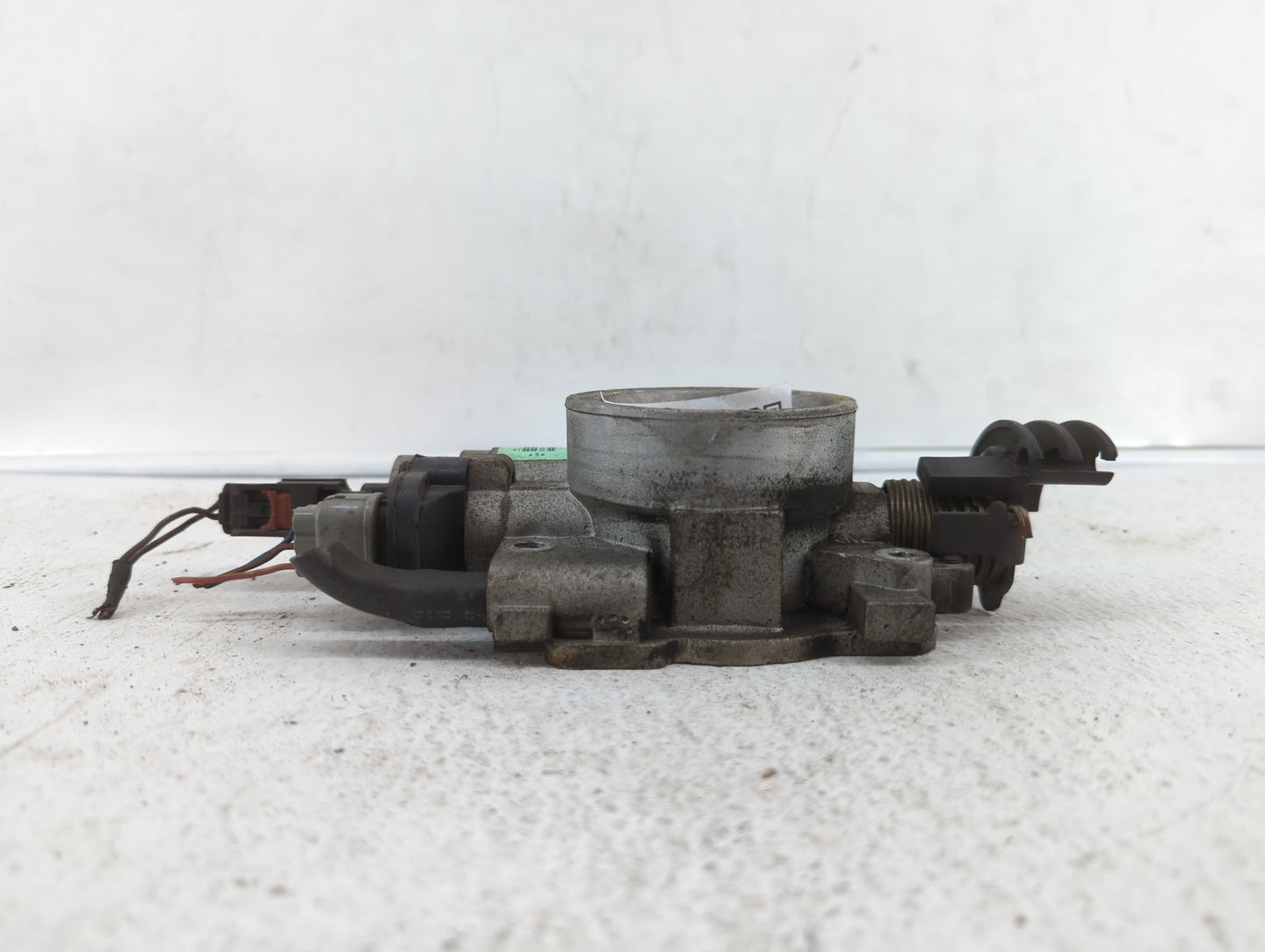 2003 Chrysler Town & Country Throttle Body P/N:11200006AB Fits Fits 2016 2017 OEM Used Auto Parts - Oemusedautoparts1.com