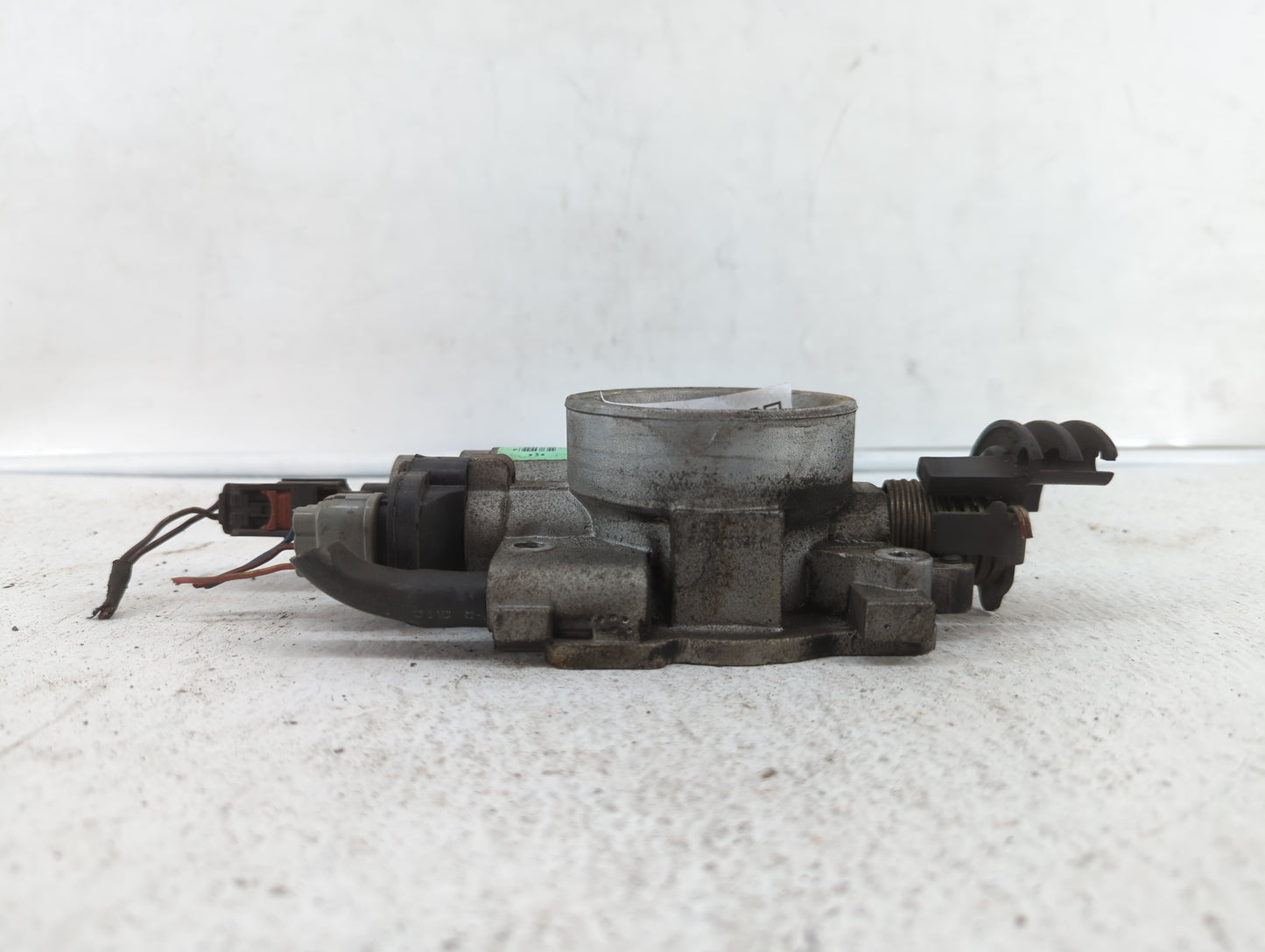 2003 Chrysler Town & Country Throttle Body P/N:11200006AB Fits Fits 2016 2017 OEM Used Auto Parts - Oemusedautoparts1.com