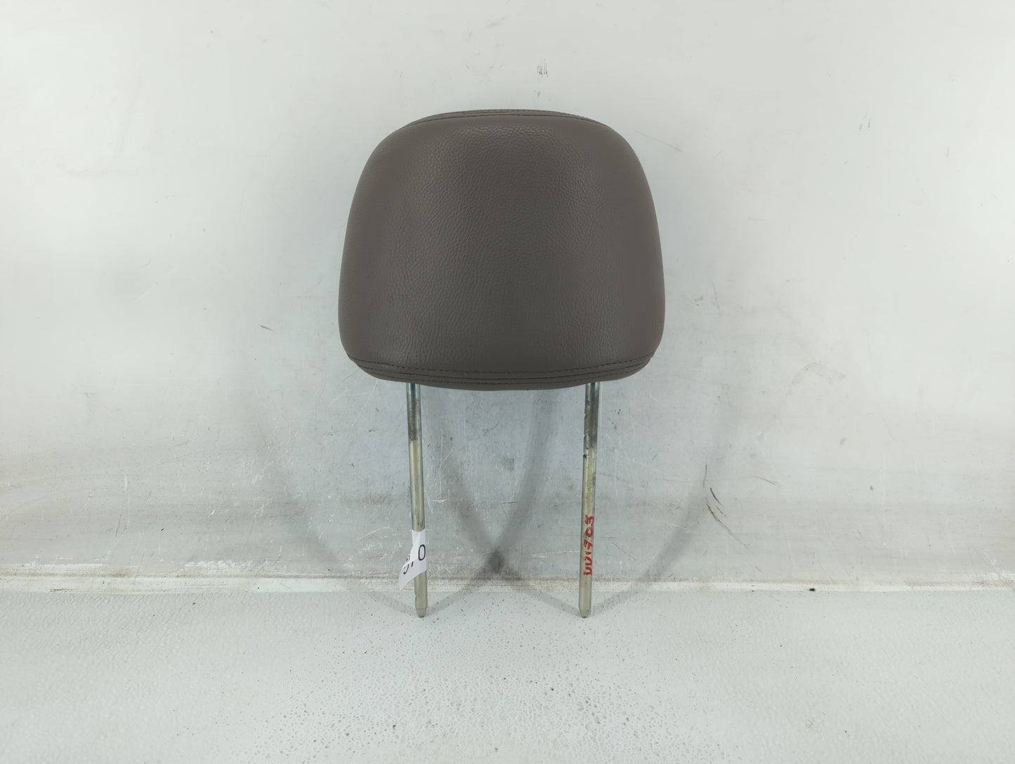 2003 Town & Country Headrest Head Rest Front Driver Passenger Seat - Oemusedautoparts1.com