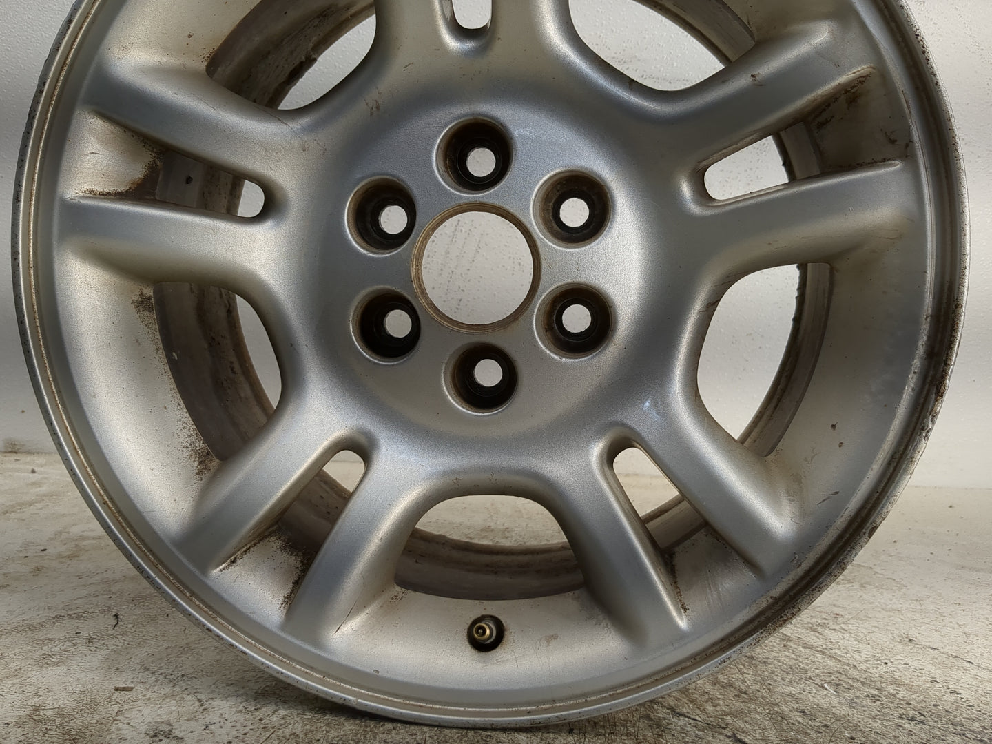 2003-2004 Dodge Dakota Oem Wheel Rim - Oemusedautoparts1.com
