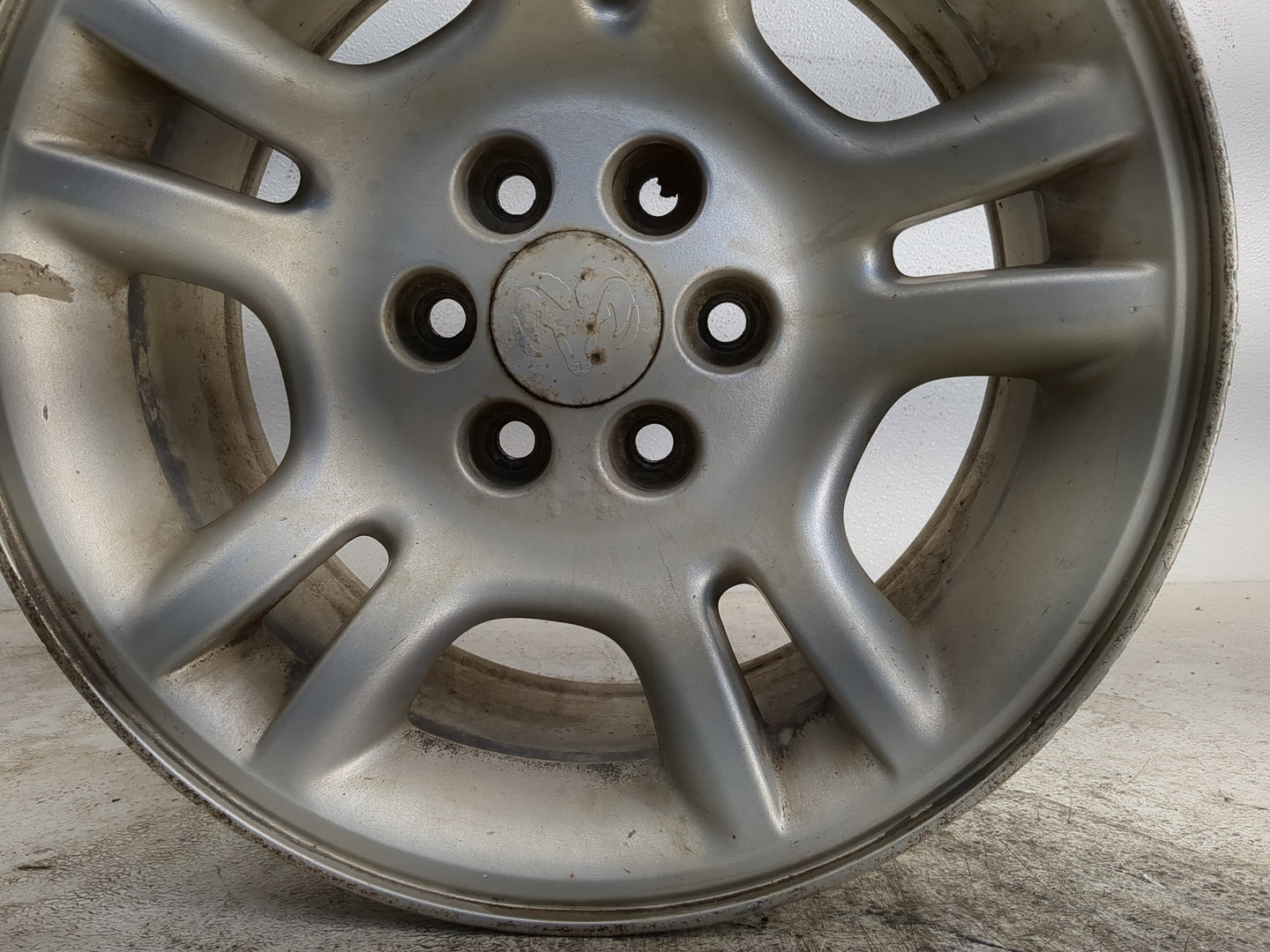 2001-2004 Dodge Dakota Oem Wheel Rim - Oemusedautoparts1.com
