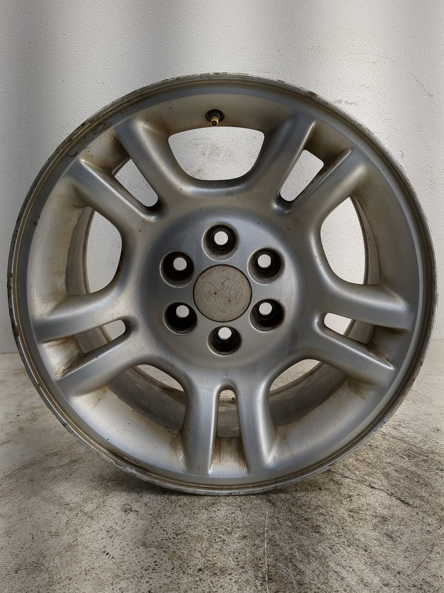 2001-2004 Dodge Dakota Oem Wheel Rim - Oemusedautoparts1.com