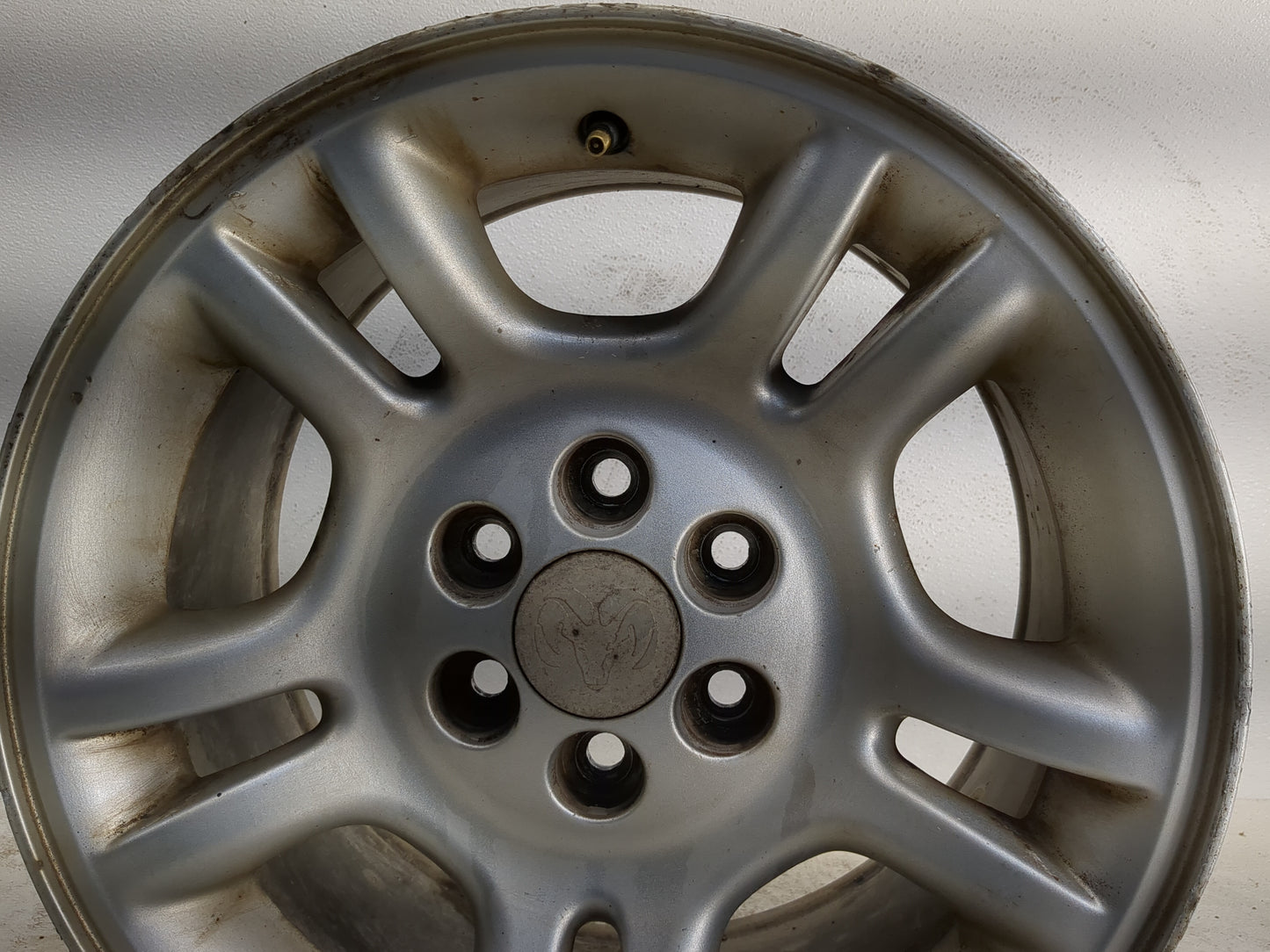 2001-2004 Dodge Dakota Oem Wheel Rim - Oemusedautoparts1.com