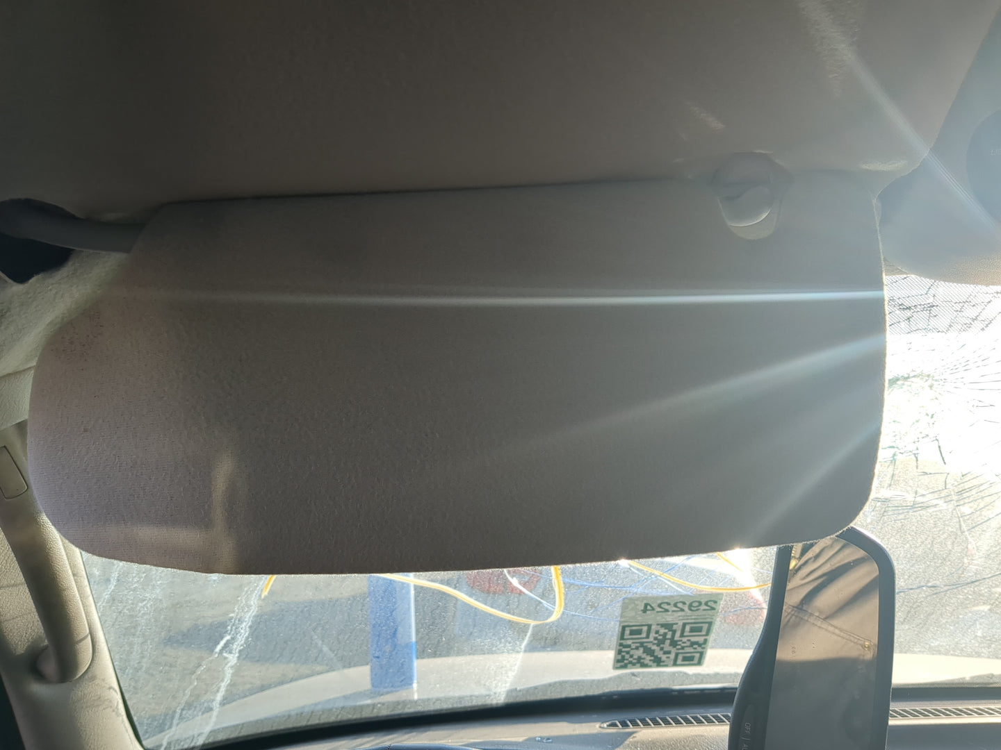 2003 Dodge Dakota Sun Visor Shade Replacement Driver Left Mirror Fits OEM Used Auto Parts - Oemusedautoparts1.com