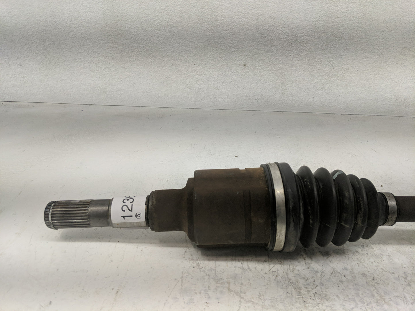 2001-2004 Dodge Dakota Axle Shaft Front Driver Cv C/v - Oemusedautoparts1.com
