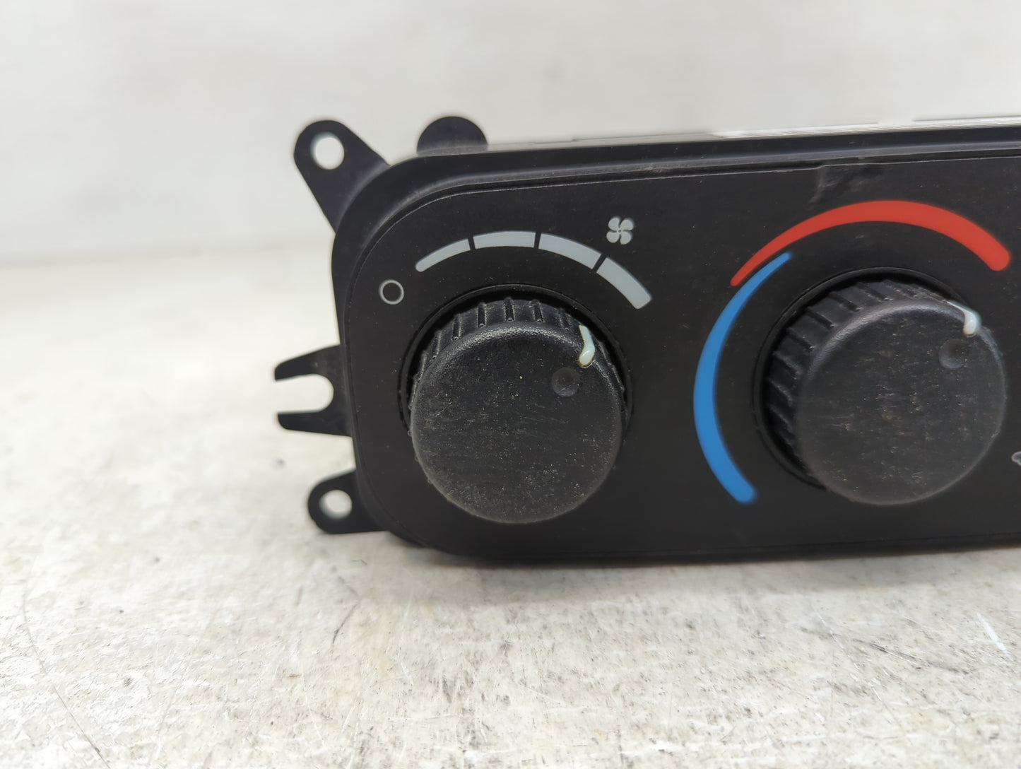 2003-2004 Dodge Dakota Climate Control Module Temperature AC/Heater Replacement P/N:55056322AC Fits Fits 2003 2004 2005 OEM 