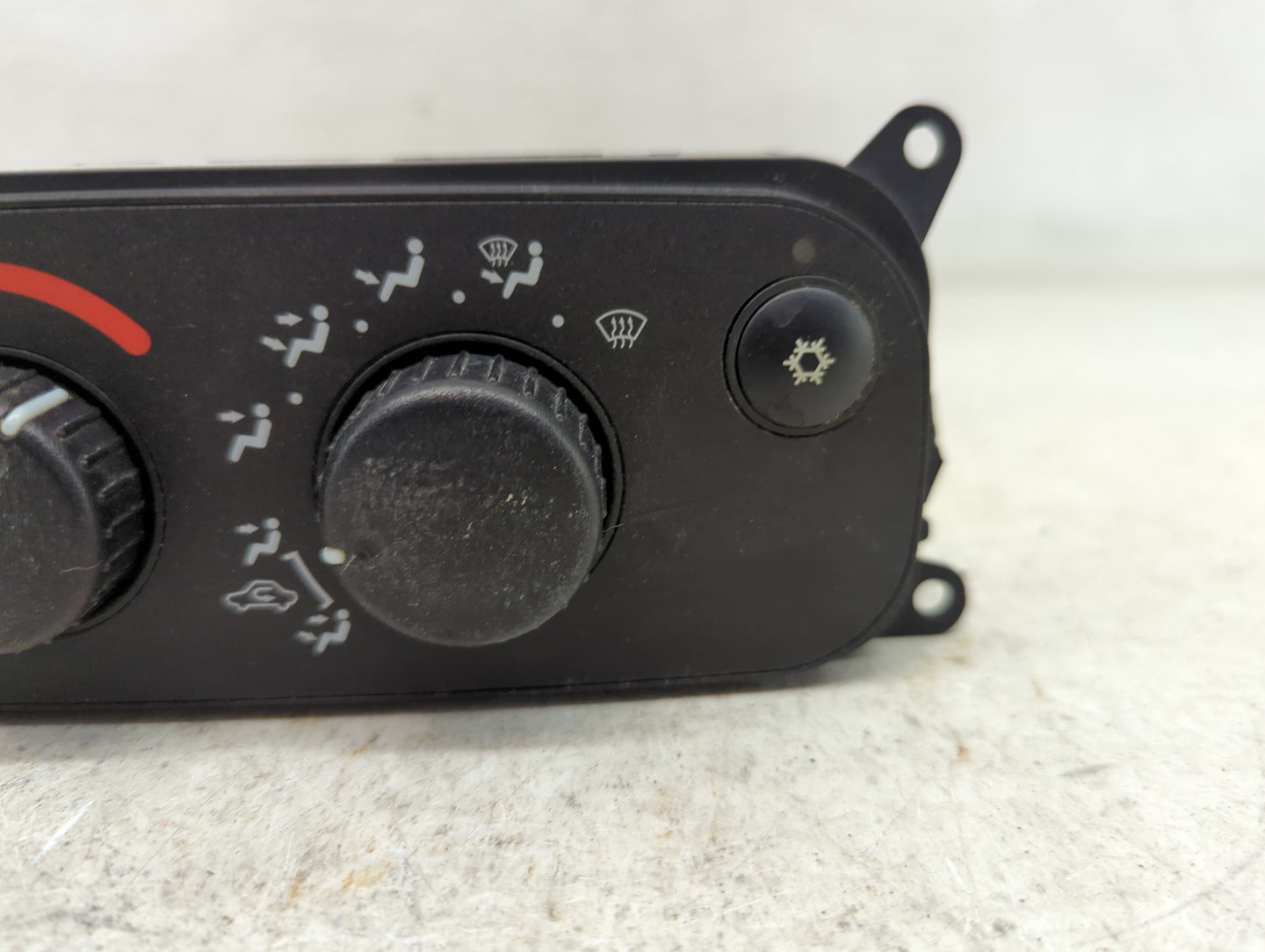 2003-2004 Dodge Dakota Climate Control Module Temperature AC/Heater Replacement P/N:55056322AC Fits Fits 2003 2004 2005 OEM 