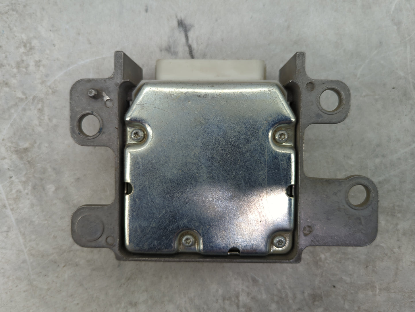 2003-2004 Dodge Dakota Safety Restraint Srs Airbag Control Module - Oemusedautoparts1.com