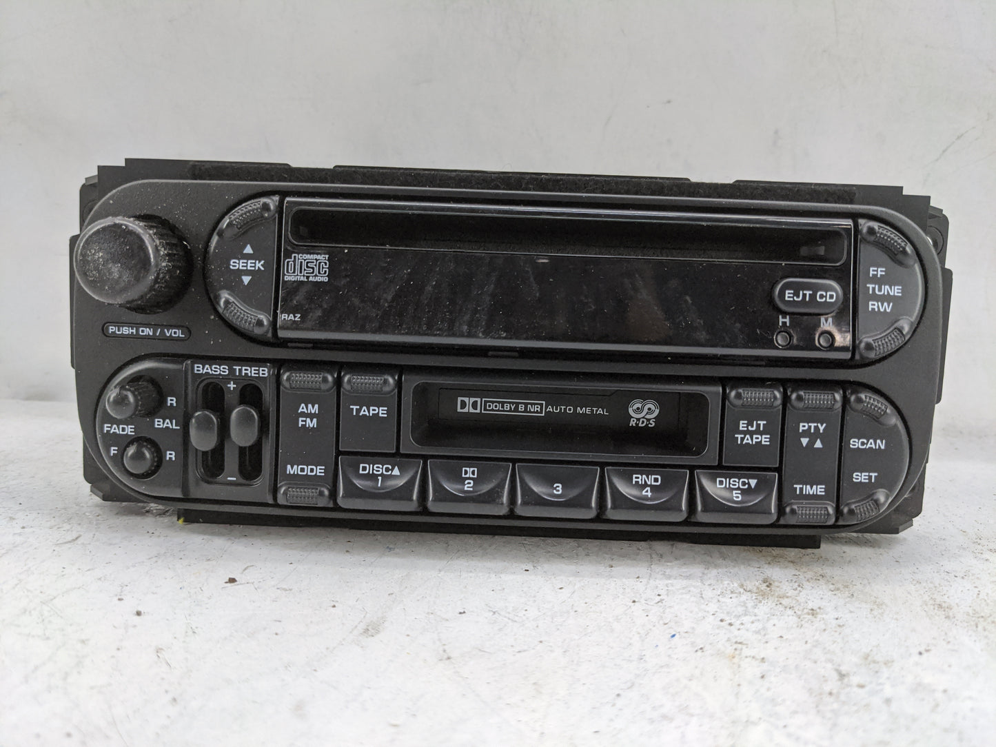 2002-2004 Dodge Dakota Radio AM FM Cd Player Receiver Replacement P/N:P05064300AC Fits Fits 2002 2003 2004 2005 2006 2007 OE