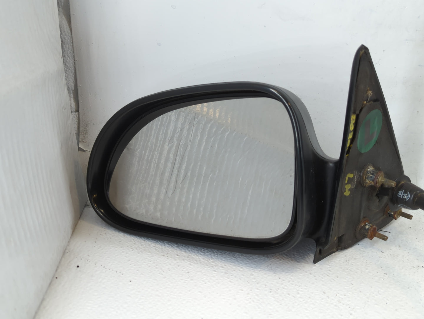 2001-2004 Dodge Dakota Driver Side View Mirror - Left Door Mirror OEM Used - Oemusedautoparts1.com