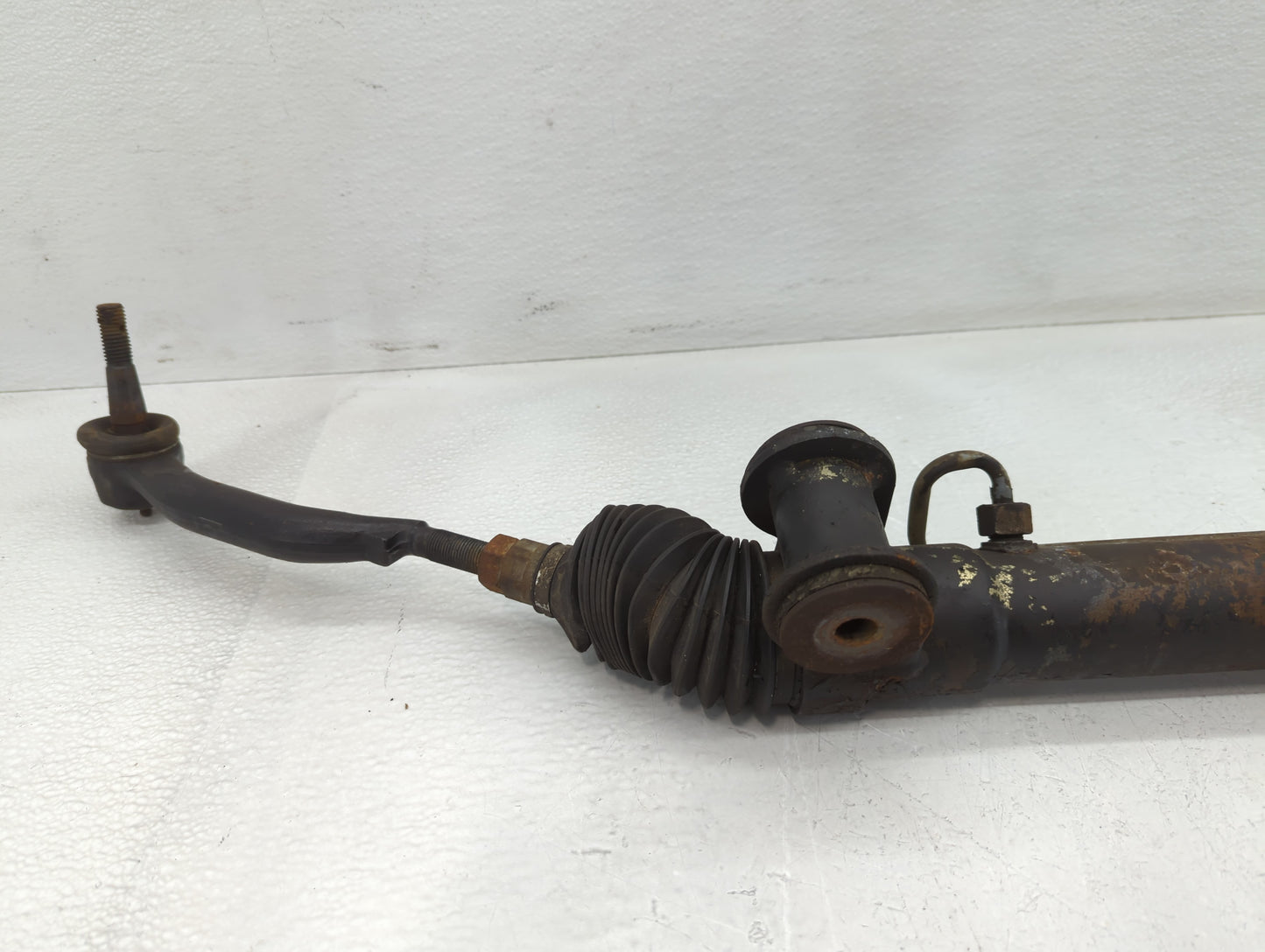 2003 Dodge Dart Rack and Pinion Steering Gear P/N:26068414 11 Fits OEM Used Auto Parts - Oemusedautoparts1.com