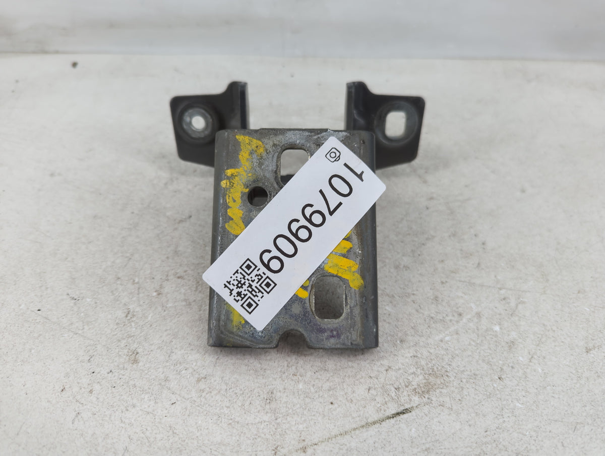 2003 Dodge Durango Driver Left Hood Hinge 1079909 - Oemusedautoparts1.com