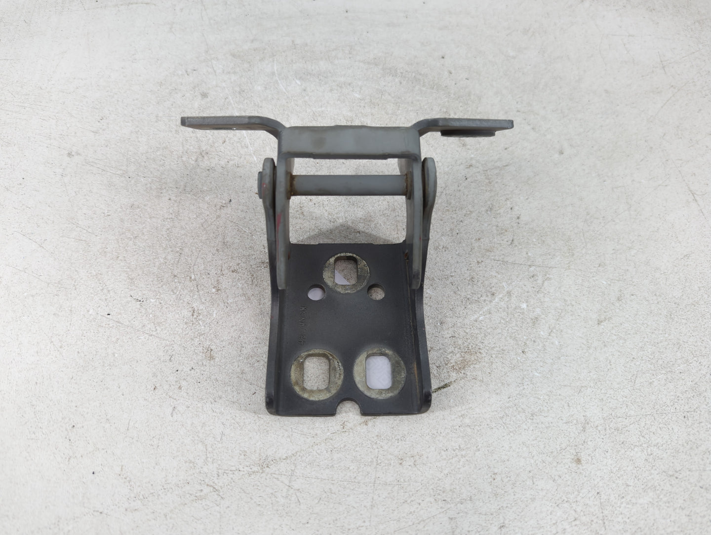 2003 Dodge Durango Driver Left Hood Hinge 1079909 - Oemusedautoparts1.com