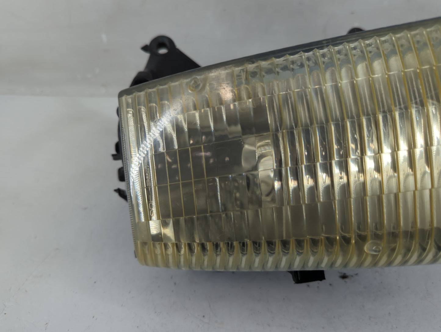2003 Dodge Durango Driver Left Oem Front Light Lamp - Oemusedautoparts1.com