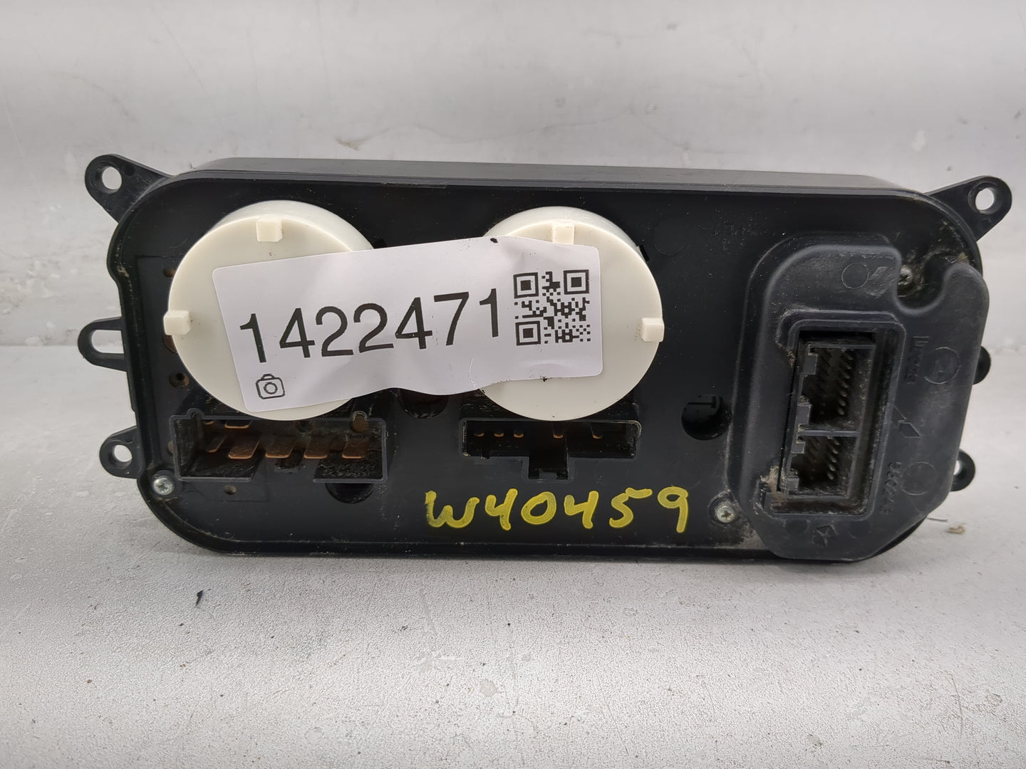 2002-2003 Dodge Durango Climate Control Module Temperature AC/Heater Replacement P/N:P55056249AE Fits Fits 2002 2003 OEM Use